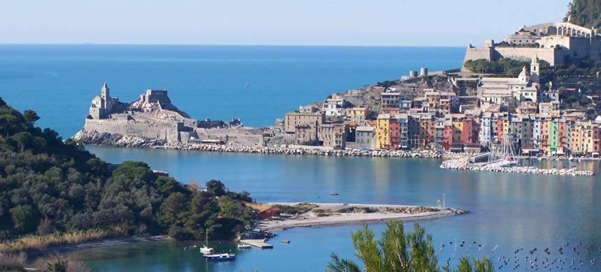 Moderno Appartamento Vista Mare, Con Parcheggio Privato Porto Venere Eksteriør billede